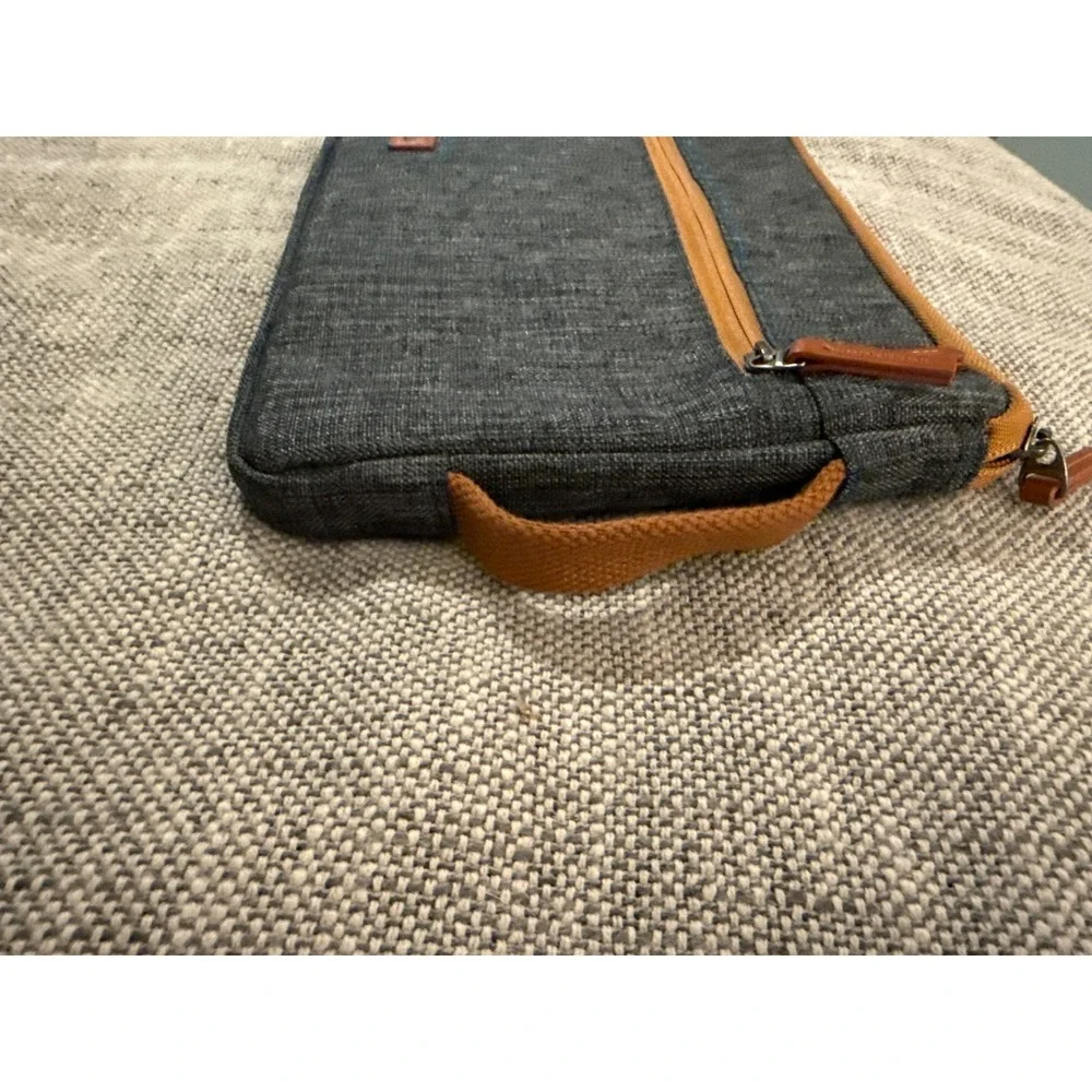 Kizuna Tablet Sleeve Case Pouch Bag Charcoal Gray Brown Trim Zipper Pockets